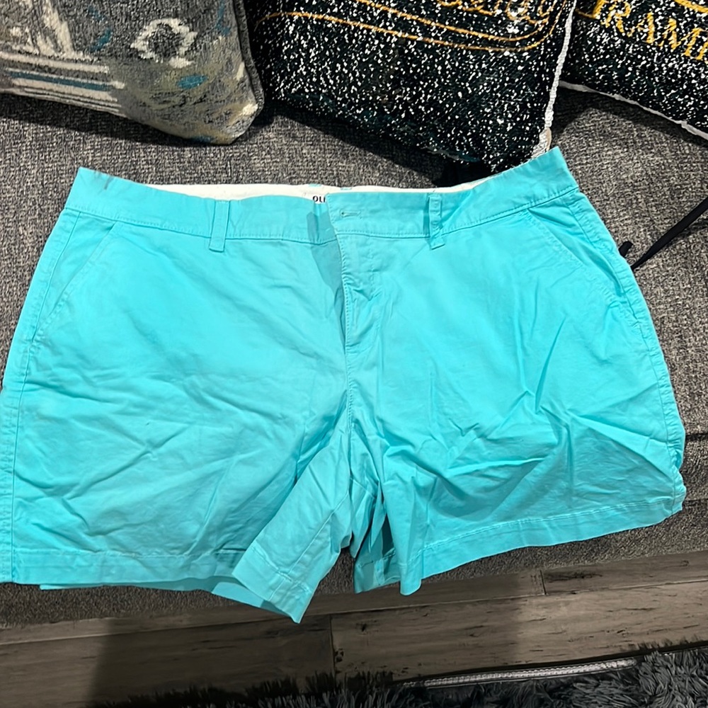 Turquoise Old Navy shirt